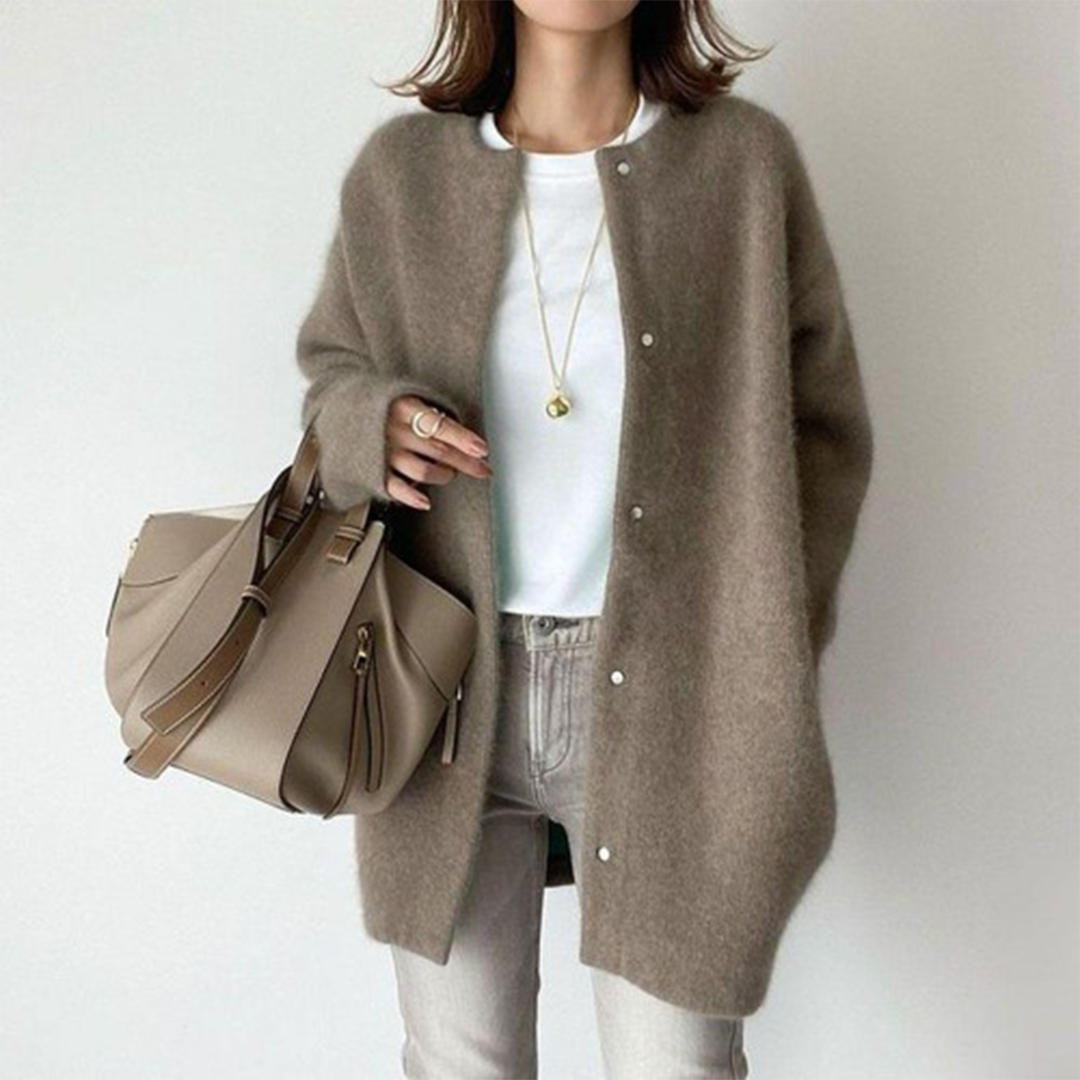 Chloé - Elegant Cashmere Cardigan
