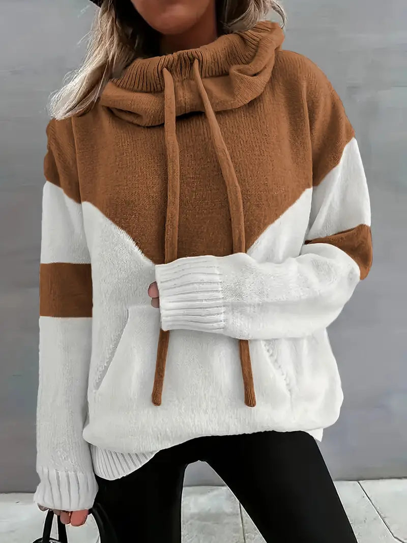 RÍONA - Dual-Tone Cosy Hoodie